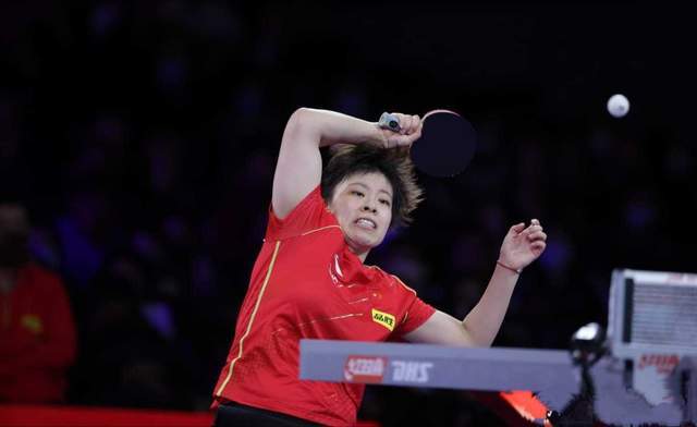 他用实际行 他用实际行