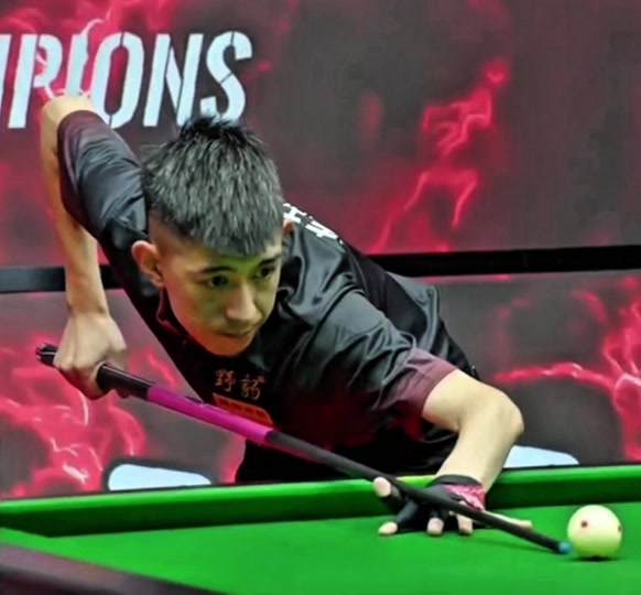 动国内足球 动国内足球