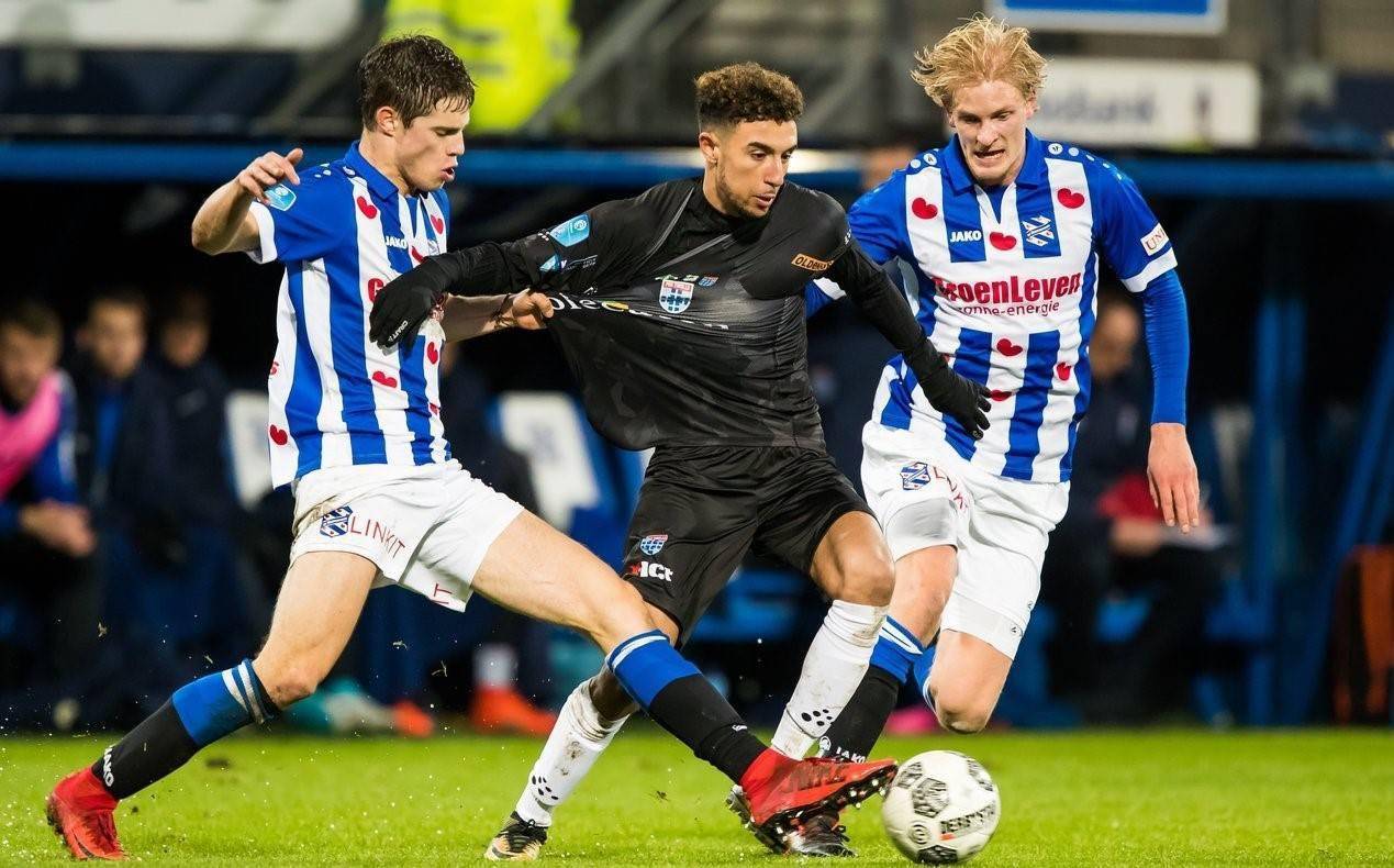 游泳小将林 游泳小将林